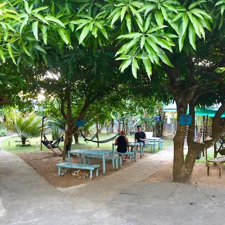 Fat Monkey Hostel Coron Bagian luar foto
