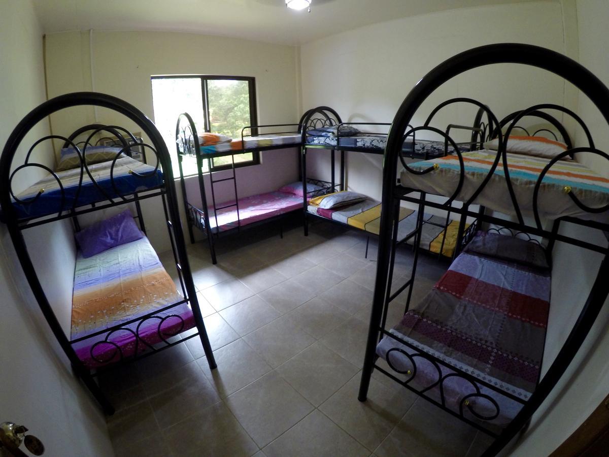 Fat Monkey Hostel Coron Bagian luar foto